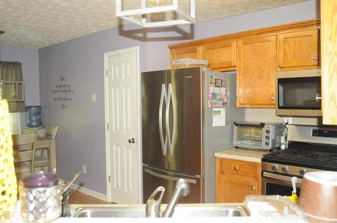 455 Pebble Blvd, Covington, GA 30016 photo 12