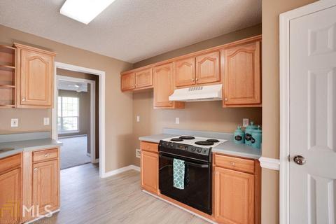 105 Darin Dr, Byron, GA 31008 photo 9