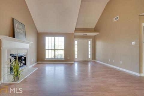 105 Darin Dr, Byron, GA 31008 photo 4