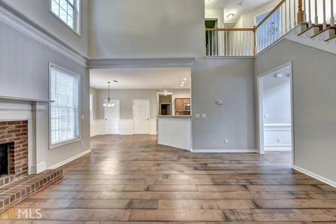 410 Ruby Forest Pkwy, Suwanee, GA 30024 photo 17