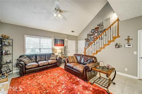325 Apache Dr, Canton, GA 30115 photo 4