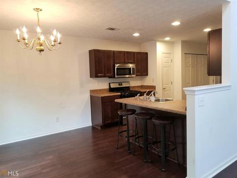 665 Lakeside Cir, Covington, GA 30016 photo 4