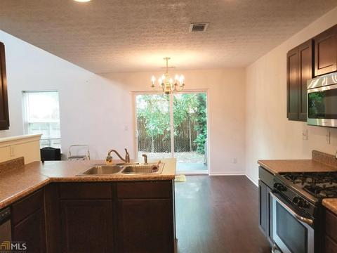 665 Lakeside Cir, Covington, GA 30016 photo 6