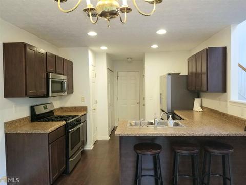 665 Lakeside Cir, Covington, GA 30016 photo 5