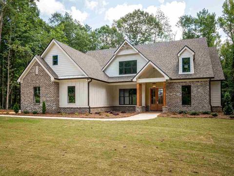 160 Derby Dr, Forsyth, GA 31029 photo 2