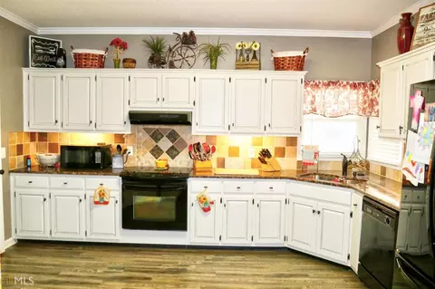 120 Taylor Len Dr, Lagrange, GA 30240 photo 3