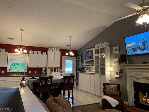 203 Pine St, Commerce, GA 30529 photo 2