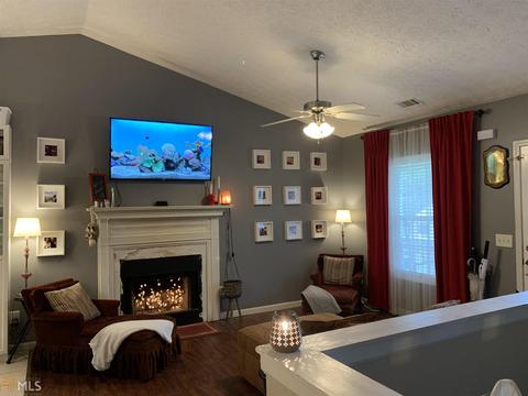 203 Pine St, Commerce, GA 30529 photo 3