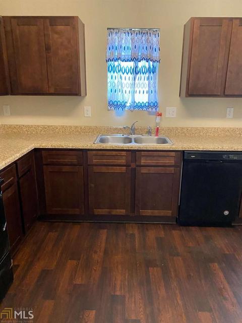 75 Ashley, Covington, GA 30016 photo 4