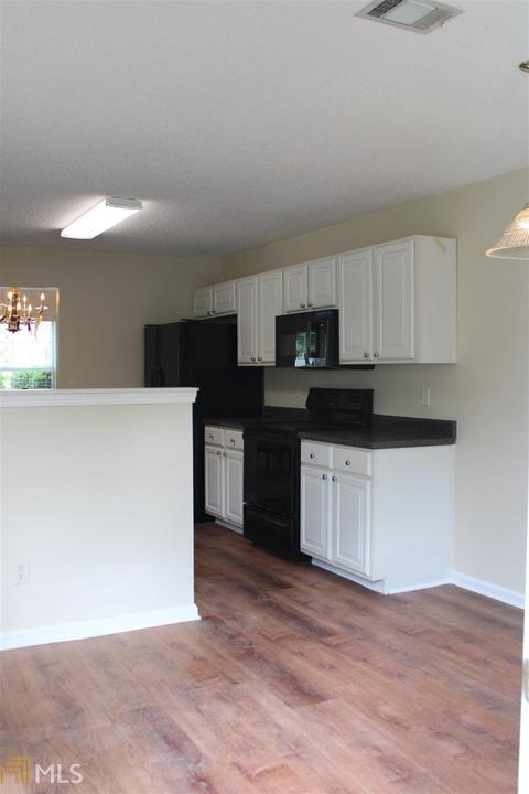 515 Gonzaga Cir, Hampton, GA 30228 photo 14