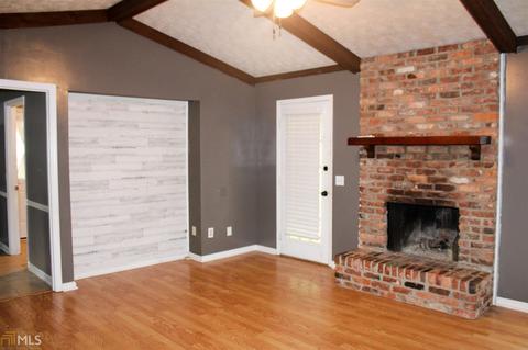 96 Clearwater Dr, Lagrange, GA 30241 photo 8