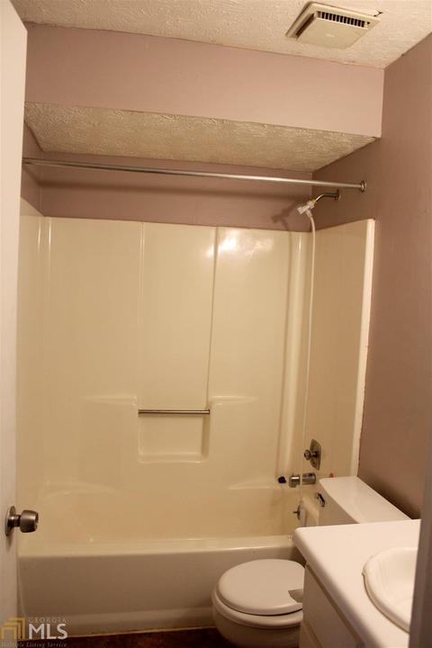 96 Clearwater Dr, Lagrange, GA 30241 photo 18