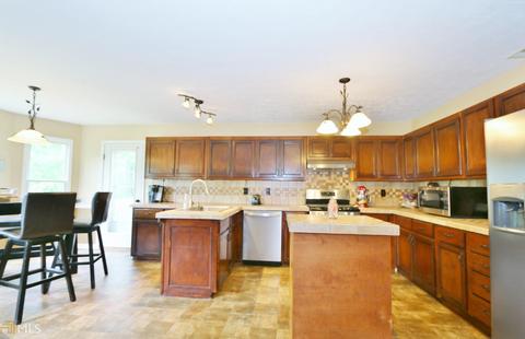 260 Falls Xing, Covington, GA 30016 photo 6