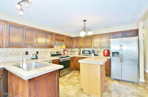 260 Falls Xing, Covington, GA 30016 photo 10