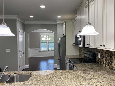 809 Brookside Dr, Winder, GA 30680 photo 9