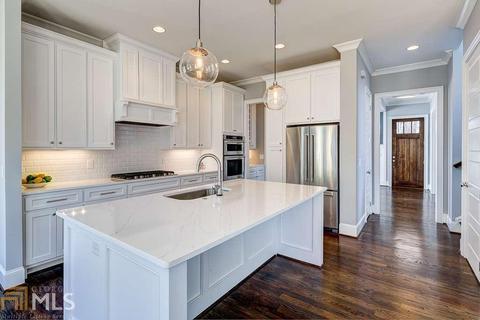 1957 Commodore Ln, Chamblee, GA 30341 photo 4