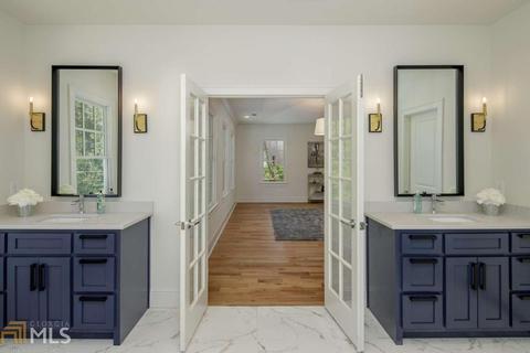 1957 Commodore Ln, Chamblee, GA 30341 photo 7