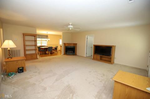 695 Waterview Dr, Lagrange, GA 30240 photo 12