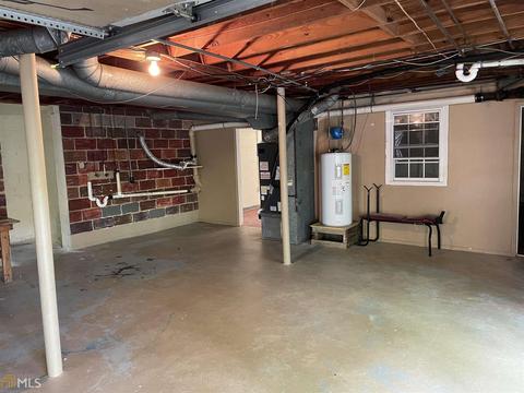 946 Morrow Rd, Morrow, GA 30260 photo 13