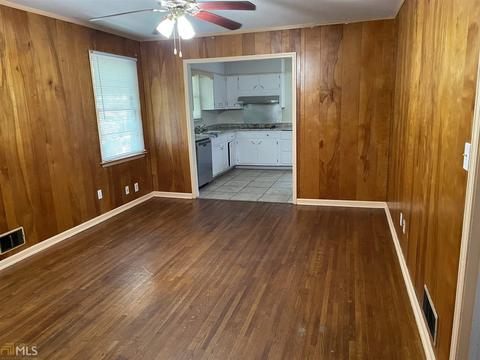 946 Morrow Rd, Morrow, GA 30260 photo 4