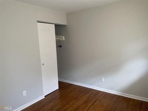 946 Morrow Rd, Morrow, GA 30260 photo 9