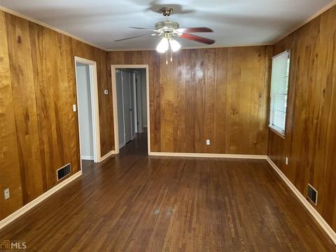 946 Morrow Rd, Morrow, GA 30260 photo 5