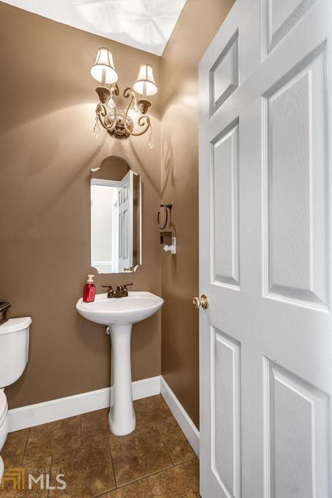 2465 Devon Leigh Walk, Duluth, GA 30096 photo 17