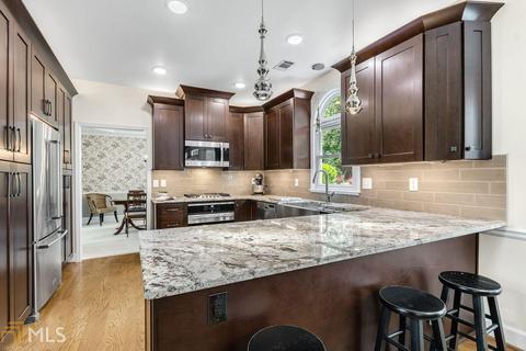 2465 Devon Leigh Walk, Duluth, GA 30096 photo 7