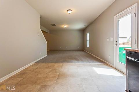 1042 Sutherland, Winder, GA 30680 photo 10