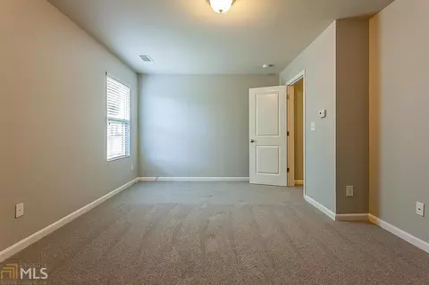 1042 Sutherland Dr, Winder, GA 30680 photo 12