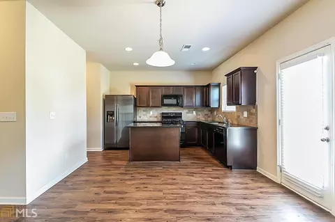455 Silver Willow Walk, Covington, GA 30016 photo 4