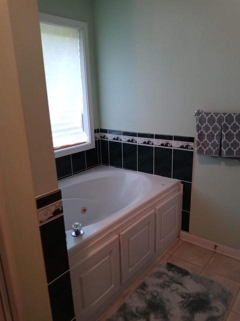 556 Stewart Rd, Covington, GA 30016 photo 9