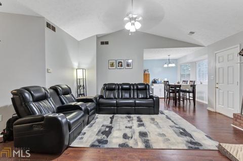 1609 Graystone Dr, Hampton, GA 30228 photo 9