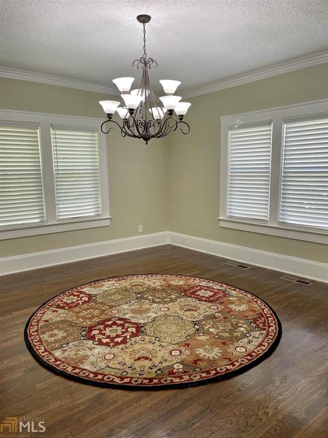 43 E New St, Winder, GA 30680 photo 15