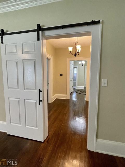 43 E New St, Winder, GA 30680 photo 17