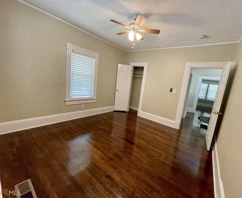 43 E New St, Winder, GA 30680 photo 19