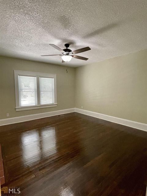 43 E New St, Winder, GA 30680 photo 25