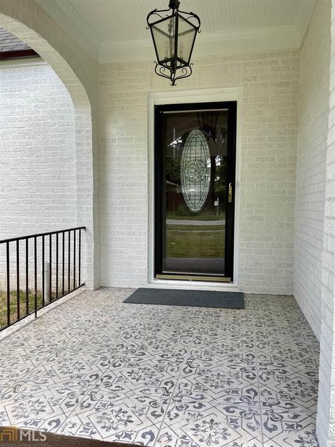 43 E New St, Winder, GA 30680 photo 4