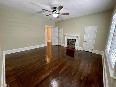 43 E New St, Winder, GA 30680 photo 27