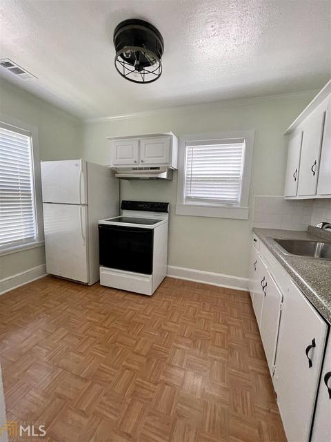 43 E New St, Winder, GA 30680 photo 43