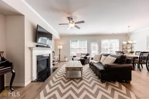 5550 Warmstone Ln, Suwanee, GA 30024 photo 3