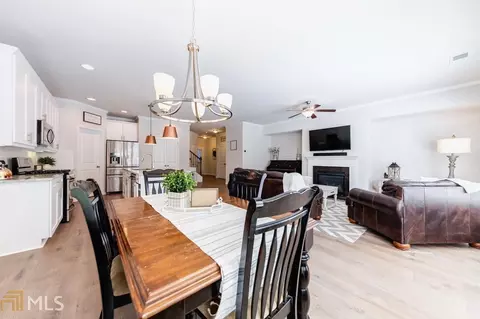 5550 Warmstone Ln, Suwanee, GA 30024 photo 6