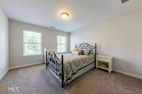 5550 Warmstone Ln, Suwanee, GA 30024 photo 9
