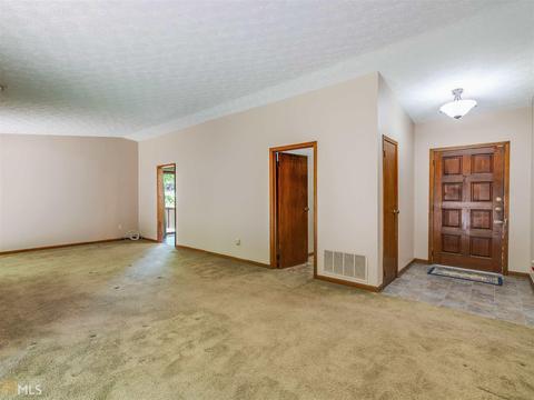 6597 Fleming Rd, Morrow, GA 30260 photo 9