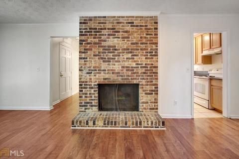 4130 N Gloucester Pl, Chamblee, GA 30341 photo 4