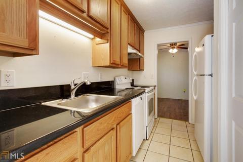 4130 N Gloucester Pl, Chamblee, GA 30341 photo 9