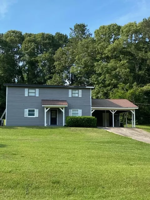 121 Clearwater Dr, Lagrange, GA 30241 photo 1
