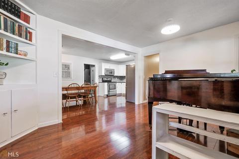 2272 Cain Cir, Dacula, GA 30019 photo 7