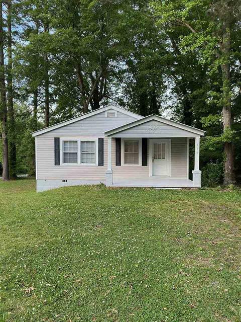118 E Meadow Way Dr, Lagrange, GA 30241 photo 1