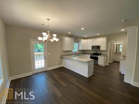 208 Pine St, Barnesville, GA 30204 photo 12